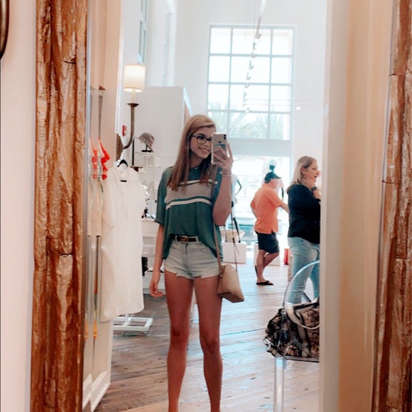 Meet your Posher, Megan - Picture 1 of 1